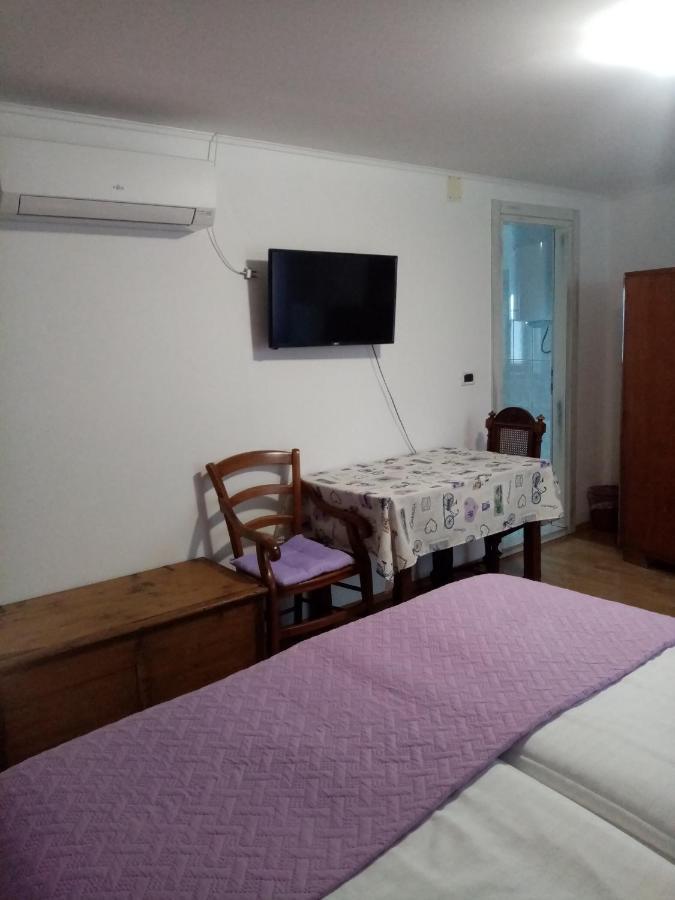 Rooms Serafin Motovun Εξωτερικό φωτογραφία
